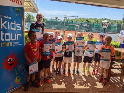 Perfektes Wetter und viel gute Laune beim HEAD Kids Tour Mini Turnier